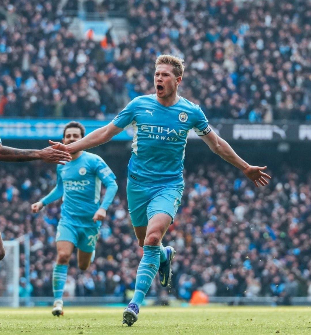 邮报：纽卡正努力与莱比锡就谢什科达成协议，球员愿意加盟