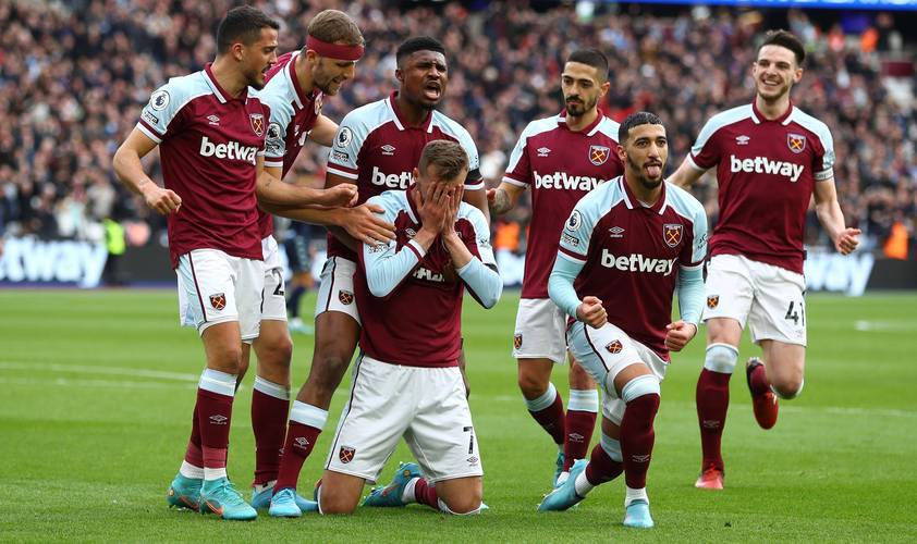 喷气机主帅谈本轮输球原因：天气这么热，比赛就不能推迟吗？