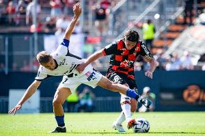 官方：埃里克·加西亚与巴萨续约至2031年