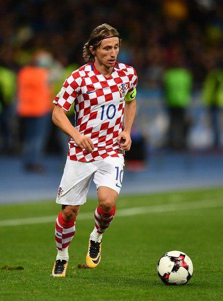 五大联赛仍有三支球队联赛不胜：狼队、维罗纳、佛罗伦萨