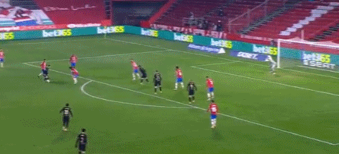 美媒：这是巅峰威少打球的样子，不要嘲笑下山的神