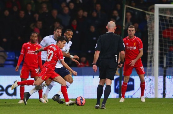 记者：申花队已于昨晚返回上海，迎来5天假期进行休整